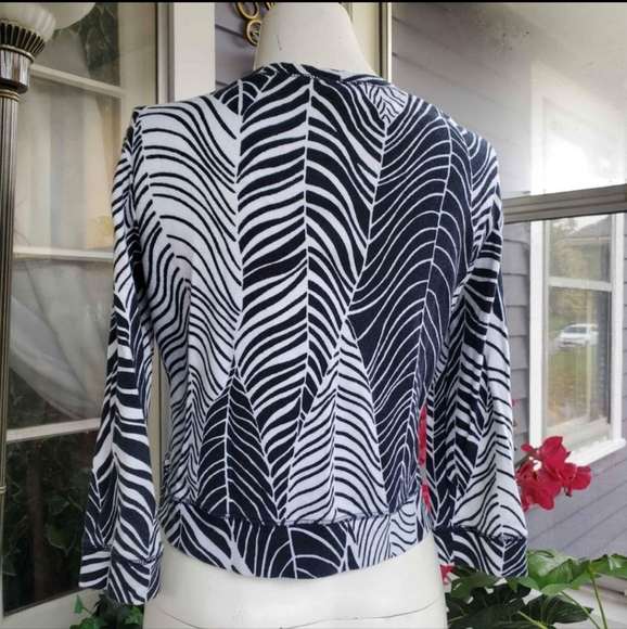 Rafaella Petite 100% Cotton Leaf Pattern Crop Cardigan Black&White Size Small - Picture 2 of 9